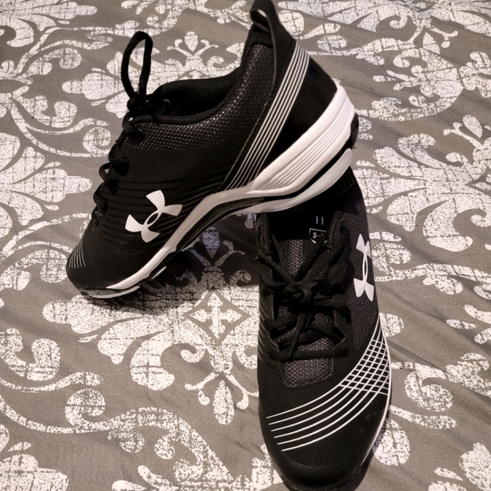 Women's Athletic ⚽️ shoes NWOT